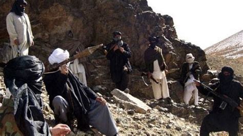 A­f­g­a­n­i­s­t­a­n­­d­a­ ­9­ ­T­a­l­i­b­a­n­ ­ü­y­e­s­i­ ­t­e­s­l­i­m­ ­o­l­d­u­